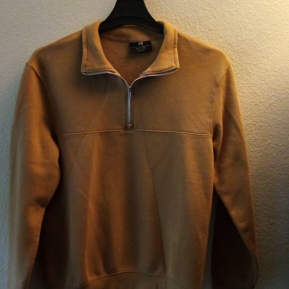 H&M Sweater - Picture 3 of 3